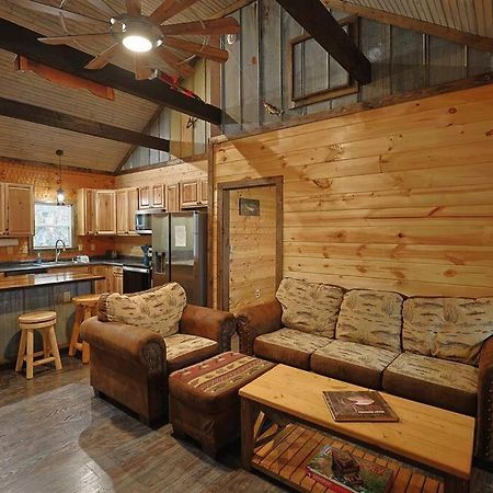 Rustic Modern Cabin With Hot Tub Near Rafting And Great Smokey Mountains Bryson City Exterior foto