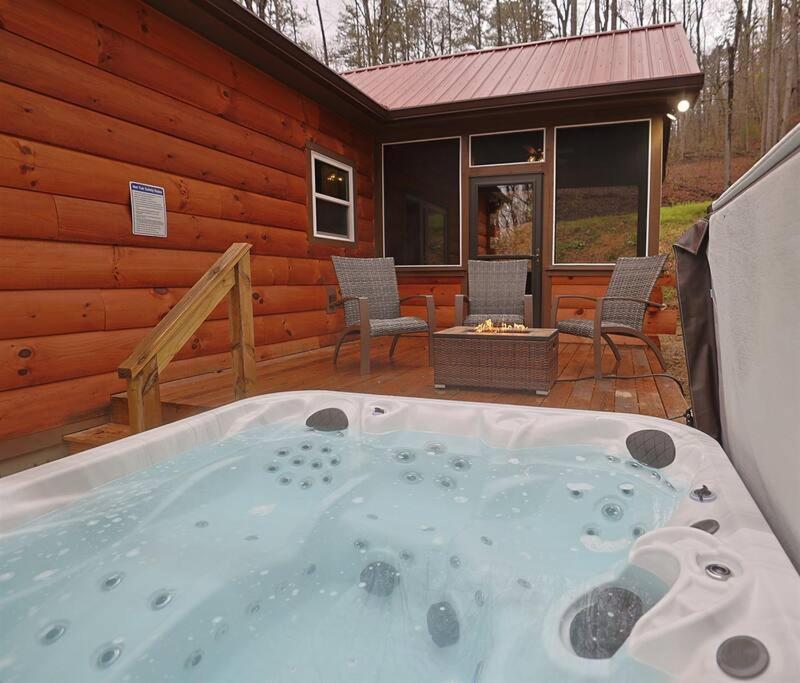 Rustic Modern Cabin With Hot Tub Near Rafting And Great Smokey Mountains Bryson City Exterior foto