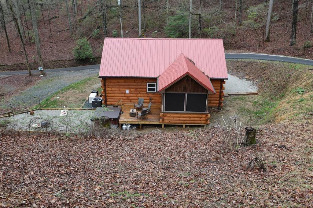 Rustic Modern Cabin With Hot Tub Near Rafting And Great Smokey Mountains Bryson City Exterior foto