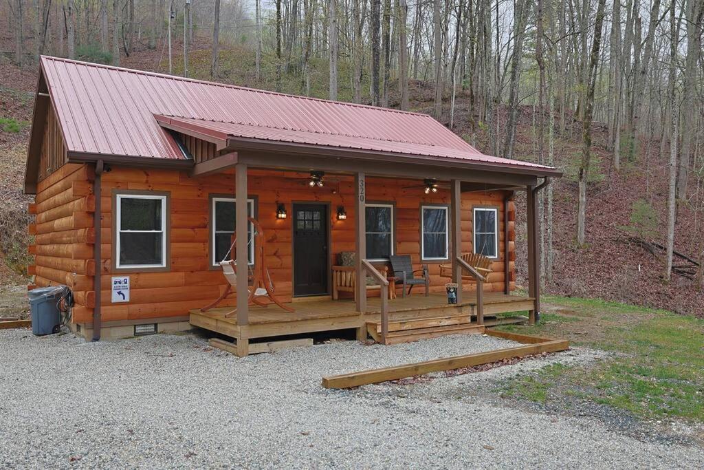 Rustic Modern Cabin With Hot Tub Near Rafting And Great Smokey Mountains Bryson City Exterior foto